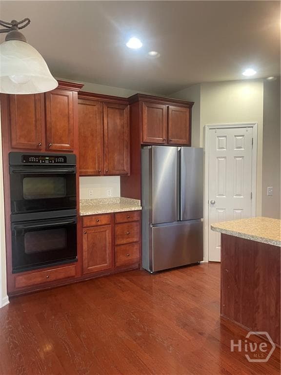 Building Photo - 303 Grasslands Dr