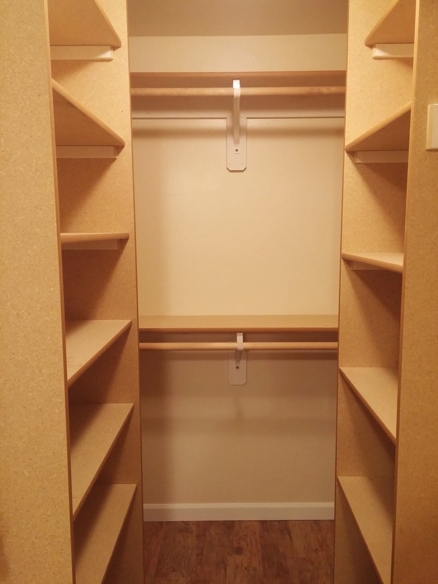 Building Photo - 1358 NW Hall Dr