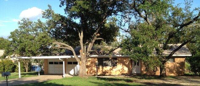 Building Photo - 11803 Oak Haven Rd