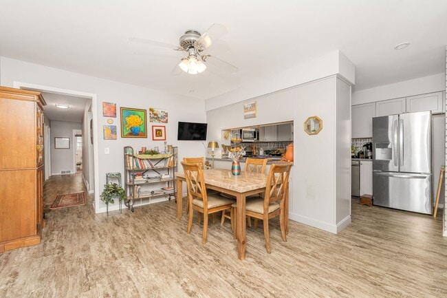 Building Photo - Four Bedroom Home in Portage