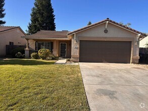 Building Photo - Nice house for rent in Visalia!
