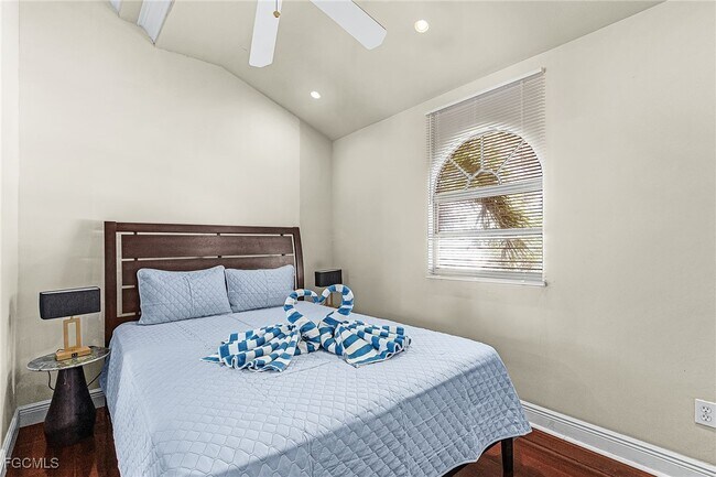 Building Photo - 135 Delmar Ave