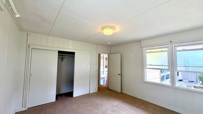Building Photo - Available Now!! 3 BED/2.5BA + Large Carport, Yard!!
