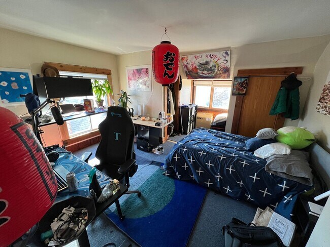 Building Photo - 2944 N Maryland Ave