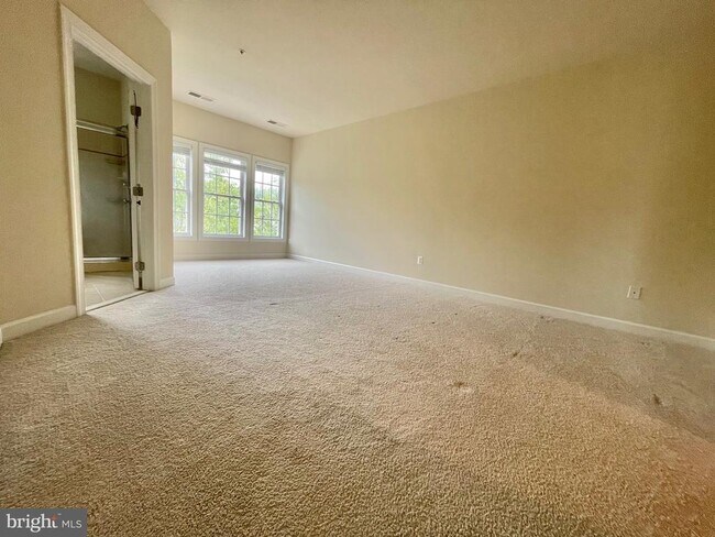 Building Photo - 3514 Tabard Ln
