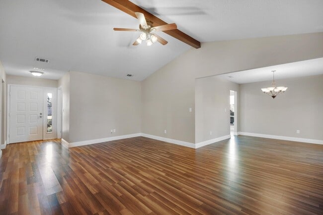 Building Photo - 266 Honeysuckle Way