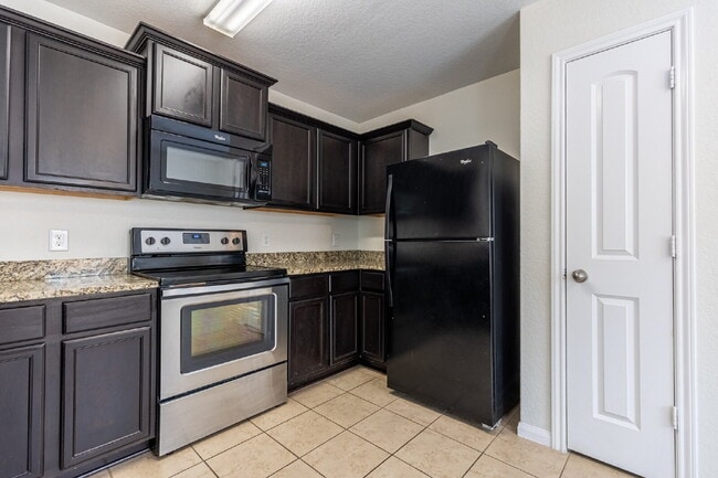 Building Photo - 12315 Fish Hook