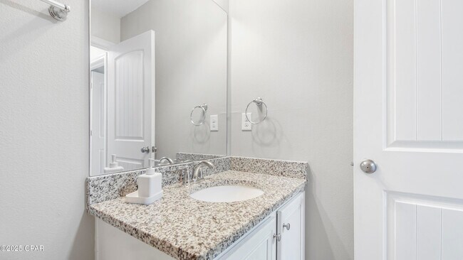 Building Photo - 7456 Shadow Lake Dr