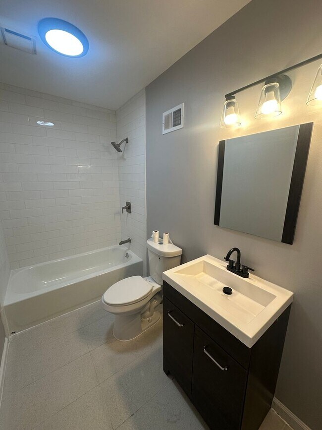 Building Photo - Newly renovated 2 bedroom. Section 8 approved