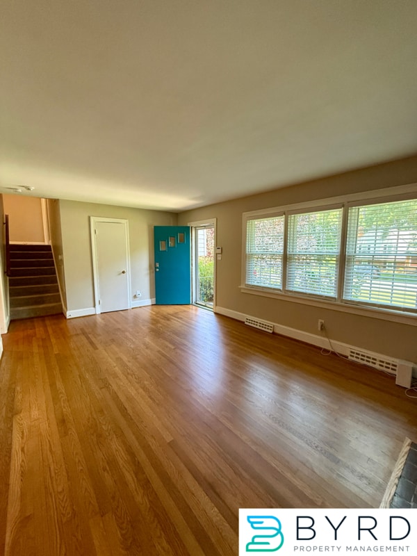 Building Photo - 9007 Michaux Ln