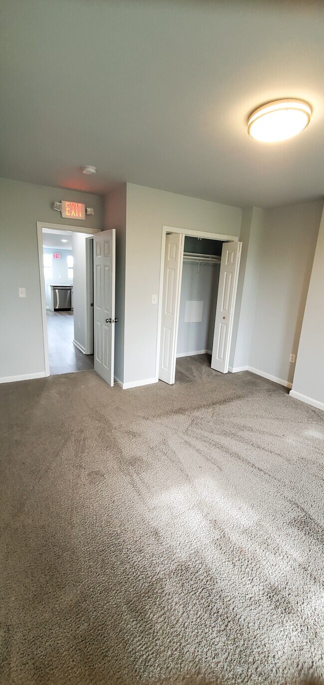 Building Photo - 1107 N Fulton Ave