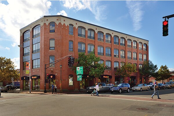 Primary Photo - 76 Lafayette St