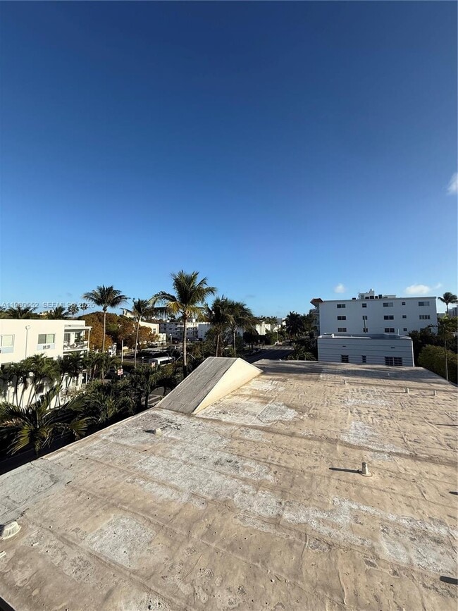 Building Photo - 1480 Euclid Ave