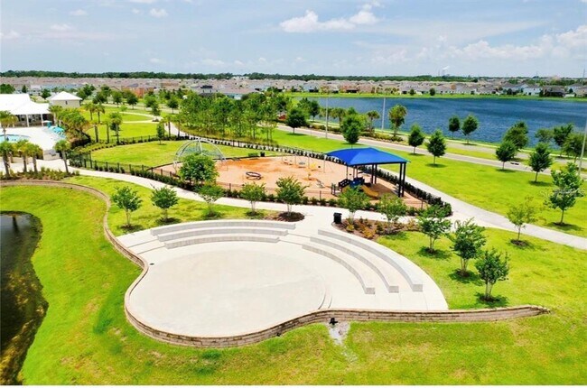Building Photo - 11152 Leland Groves Dr