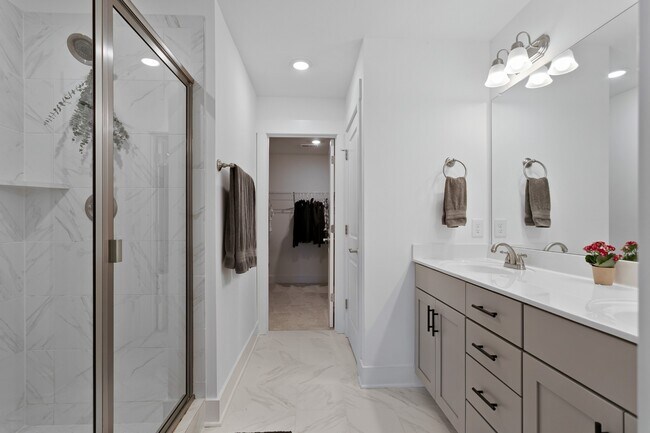 Building Photo - 2079 Orangery Dr