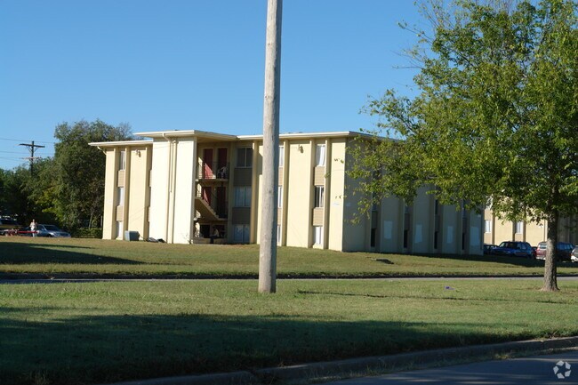Building Photo - South Creek Apartments