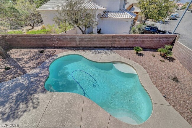 Building Photo - 2525 Huber Heights Dr