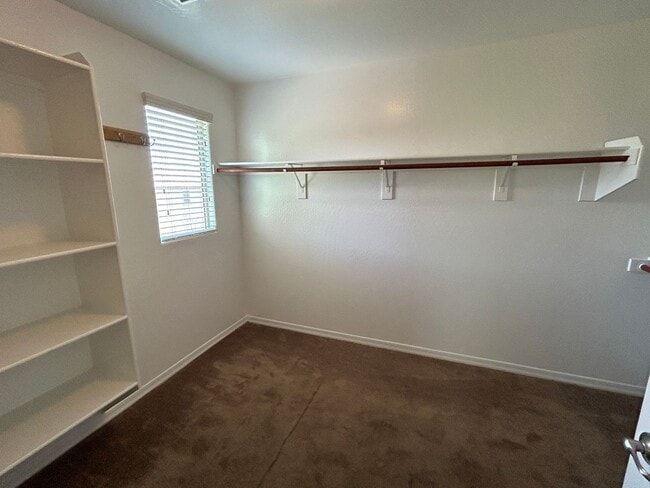 Building Photo - 20719 W Alsap Rd