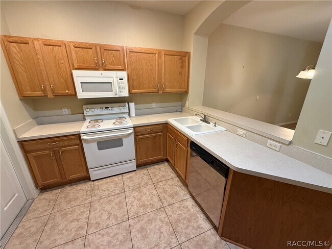 Building Photo - 1658 W Spring Meadow Loop