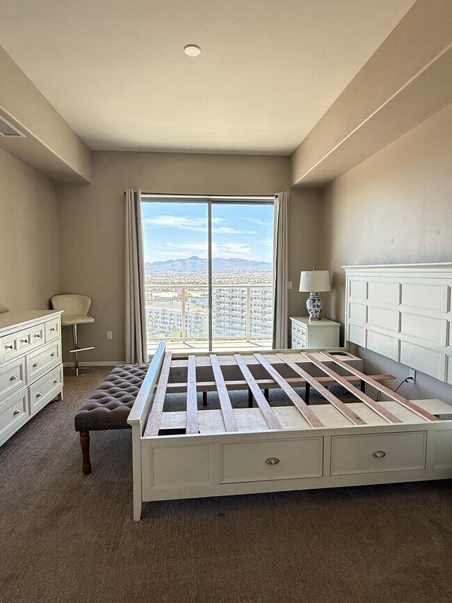 Building Photo - GORGEOUS CORNER UNIT at ONE LAS VEGAS.