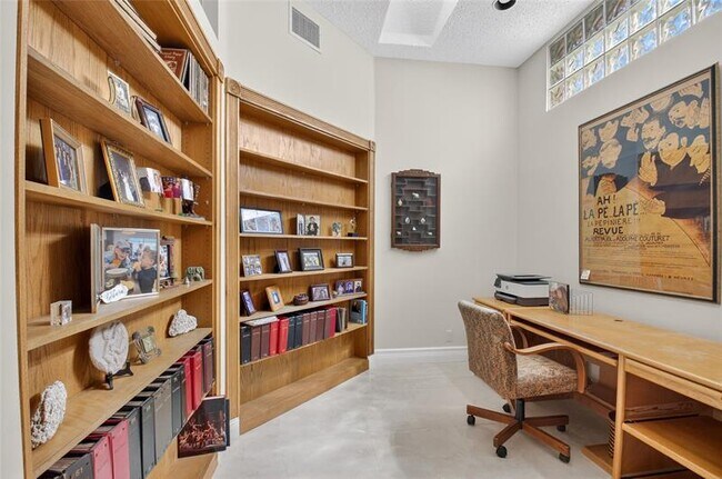 Building Photo - 5413 Ascot Bend Rd