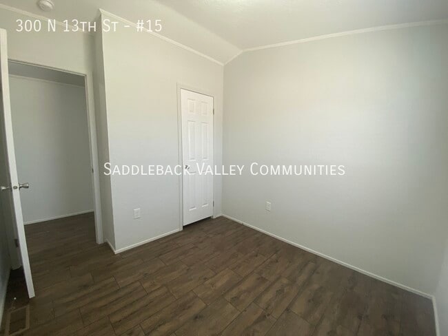 Building Photo - 300 N 13th St
