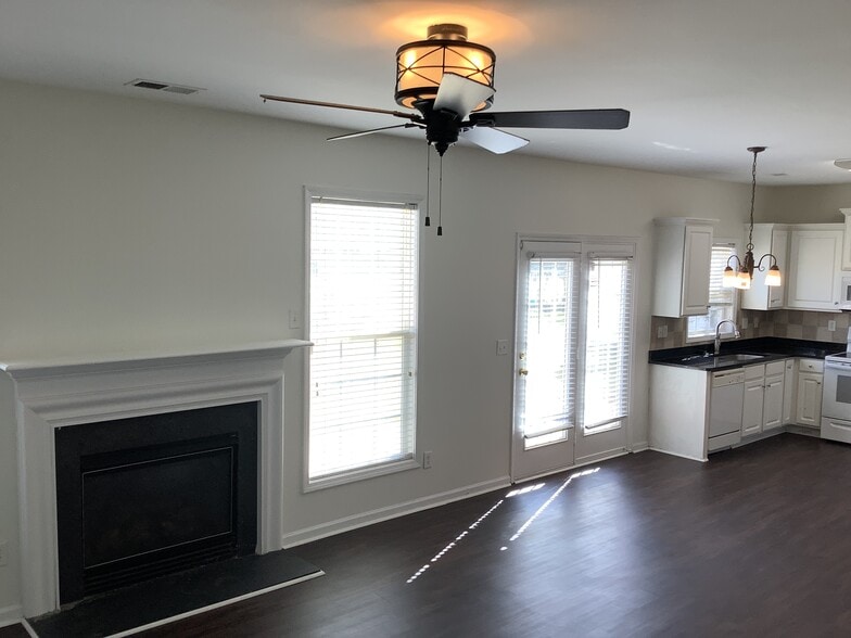 Building Photo - 14616 Asheton Creek Dr