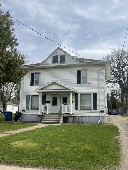Primary Photo - 1160 High Ave