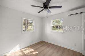 Building Photo - 411 NE 26th Ct