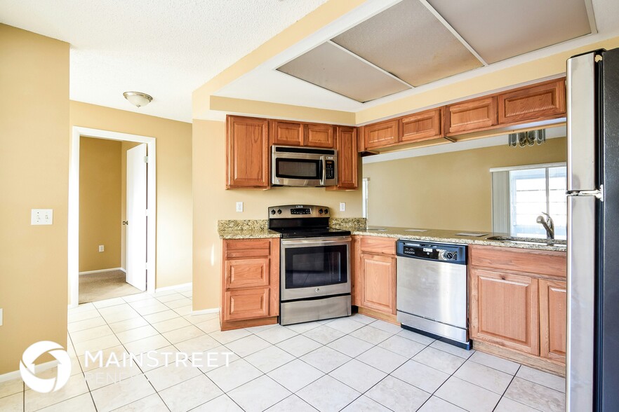 Building Photo - 13220 Whaler Dr