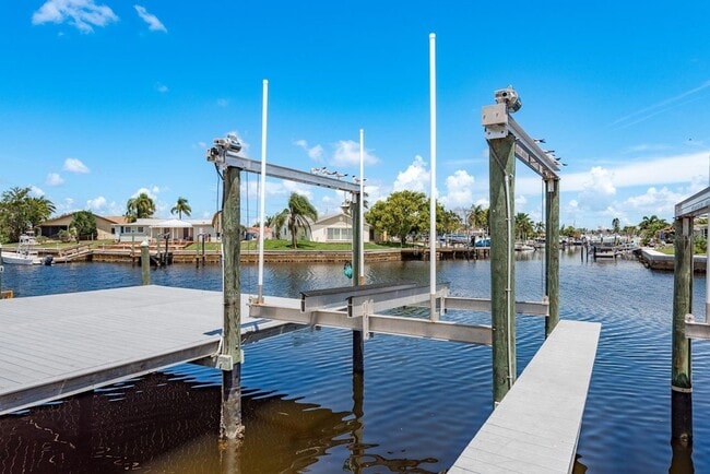 Building Photo - 4845 Shell Stream Blvd