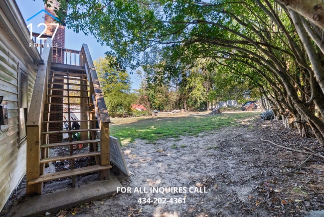 Building Photo - 3BR Apartment with Modern Kitchen
