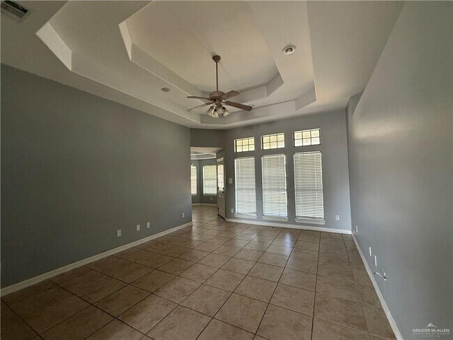Building Photo - 2204 N 48th St