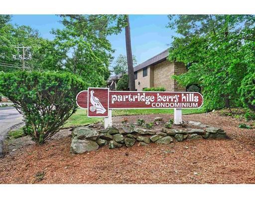 Building Photo - 13 Strawberry Bank Rd