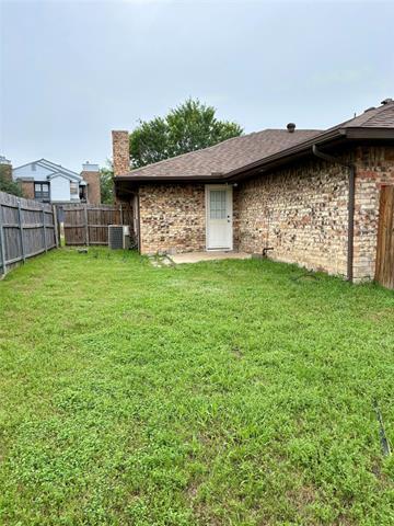 Building Photo - 3008 Townbluff Dr