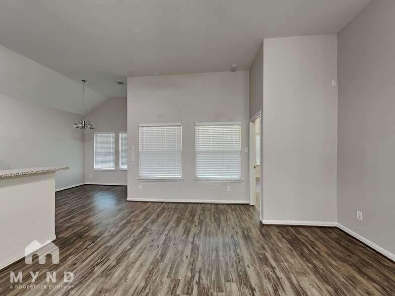 Building Photo - 2527 Holly Laurel Mnr