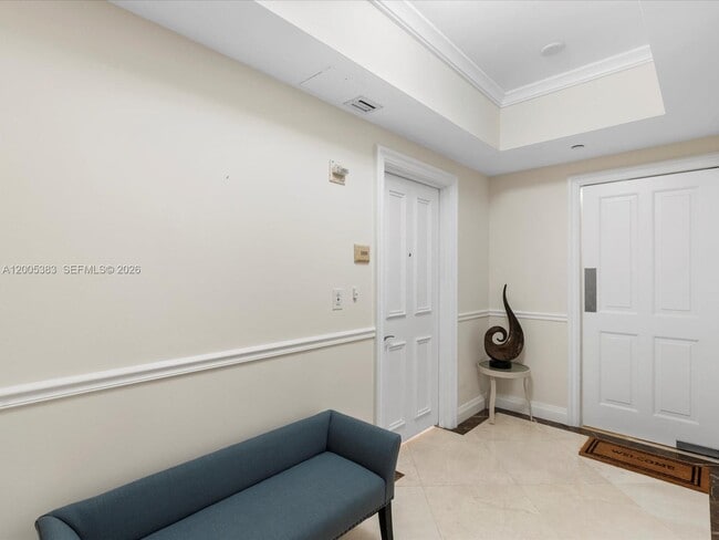 Building Photo - 17875 Collins Ave