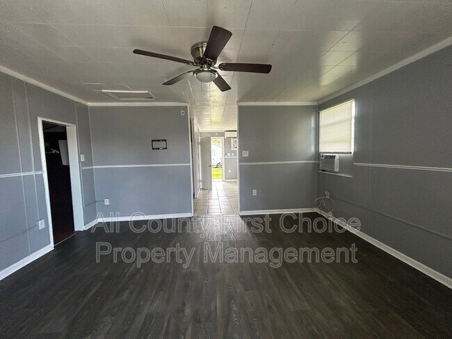 Building Photo - 5475 42nd St N