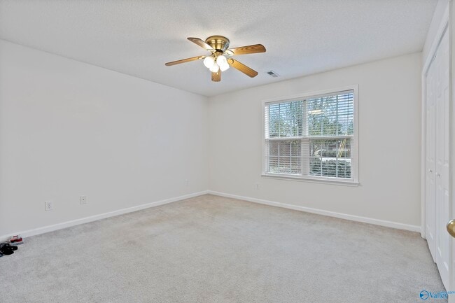 Building Photo - 100 Ellacott Dr