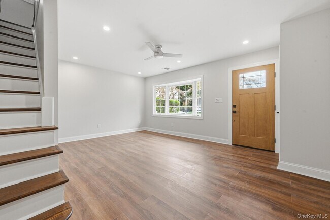 Building Photo - 3685 Hope Pl