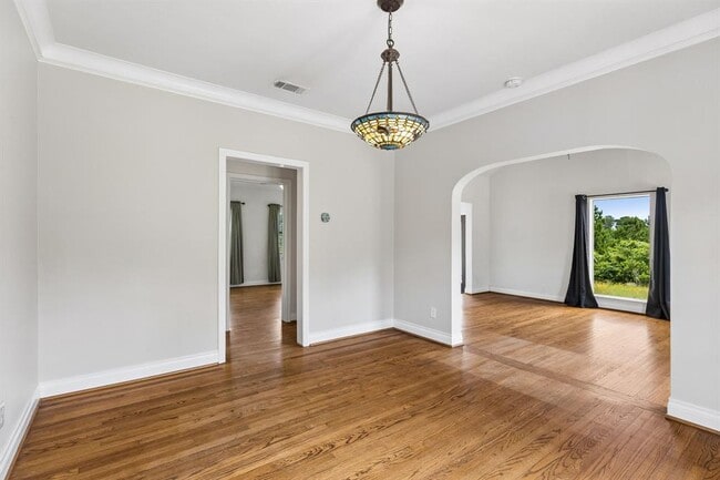Building Photo - 364 Ponderosa Loop