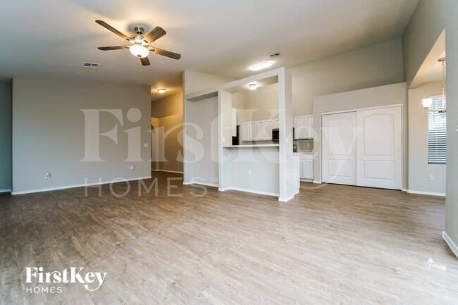 Building Photo - 3620 W Bellewood Pl