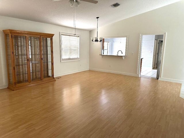 Building Photo - 8095 Burlington Ct