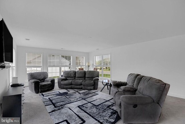Building Photo - 1005 Agricopia Dr