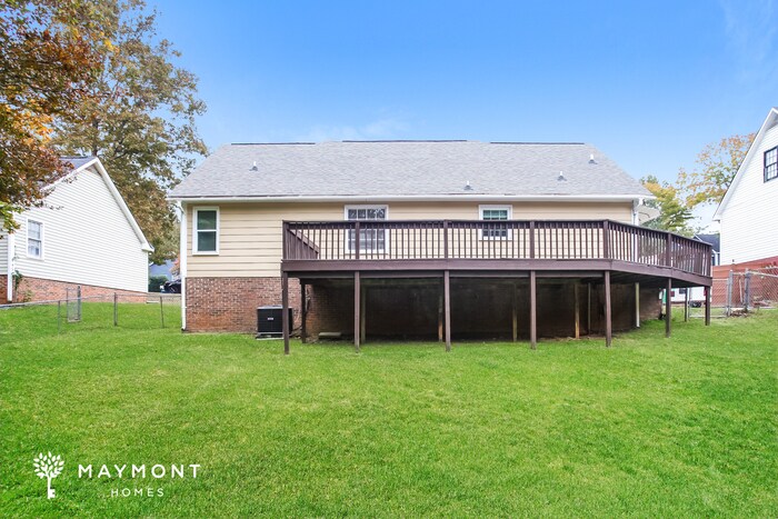 Building Photo - 315 Gales River Rd