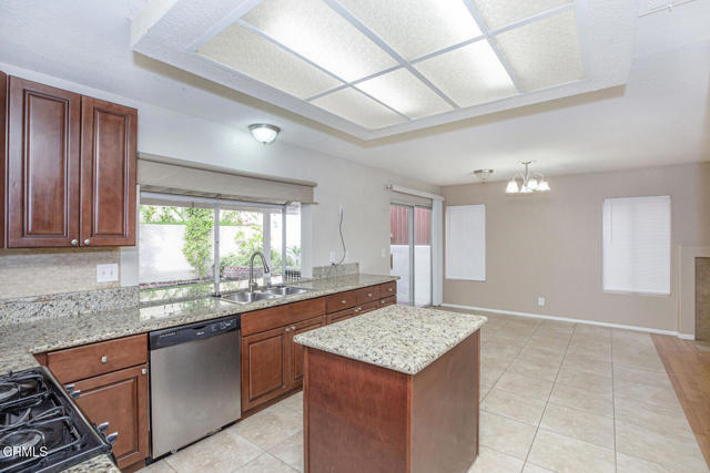 Building Photo - 11817 Jouett St