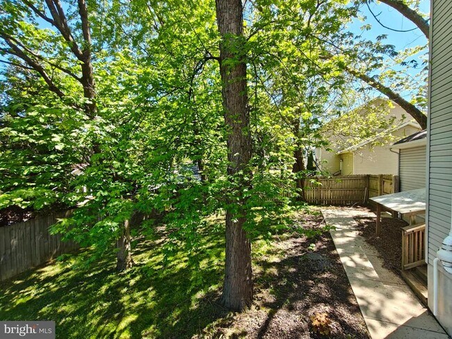 Building Photo - 4779 Boston Ave