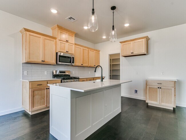 Building Photo - New Construction Home in Edmond