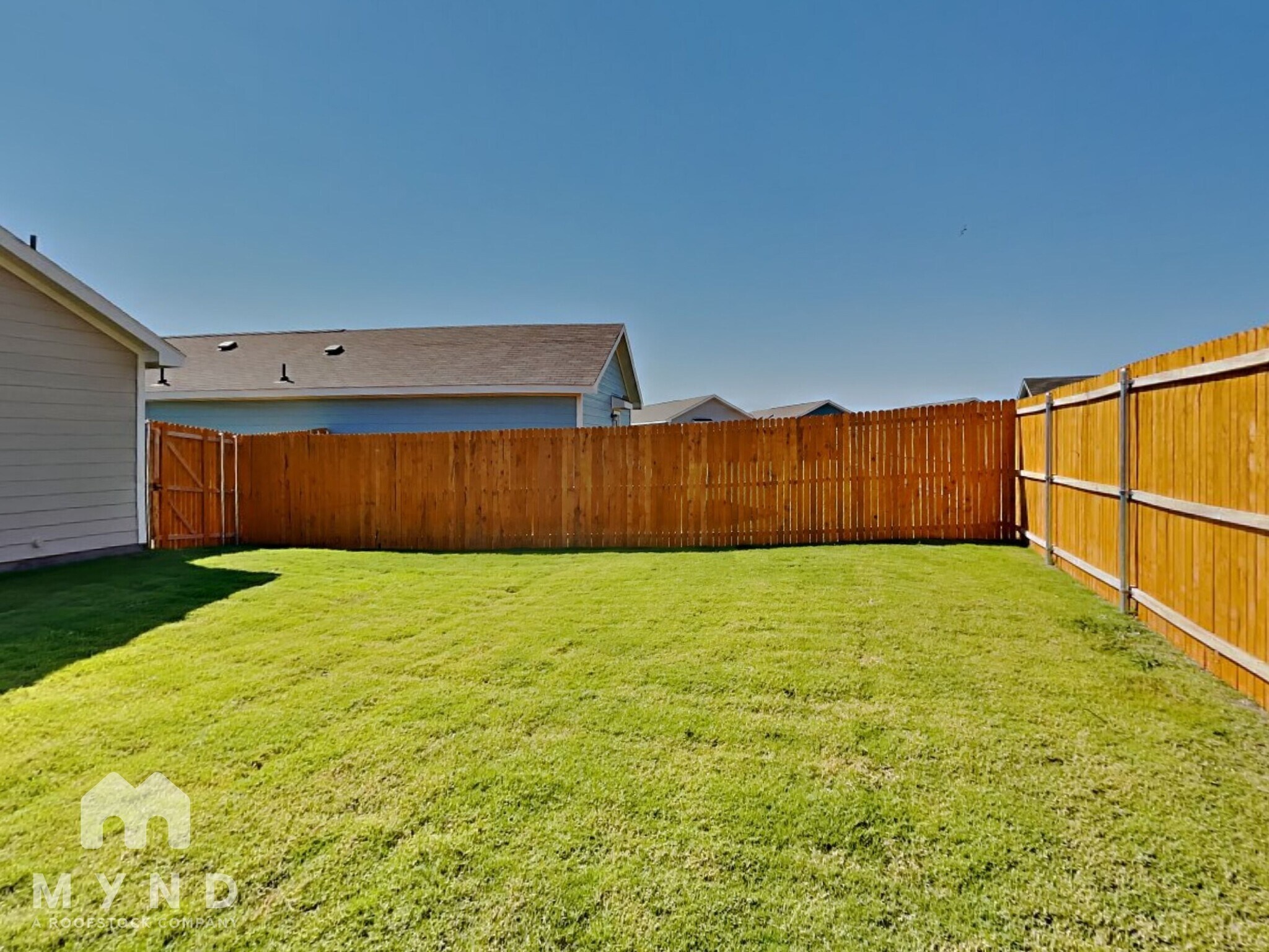 Building Photo - 214 Sesame Ln