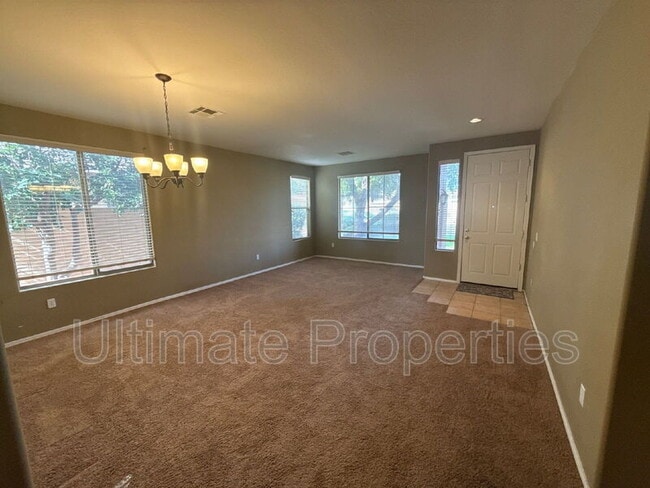 Building Photo - 8207 W Salter Dr